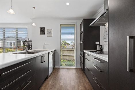 Photo of property in 3 Sandspit Way, Papamoa Beach, Papamoa, 3118