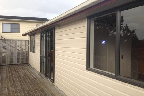 Photo of property in 13 Bayview Road, Hauraki, Auckland, 0622