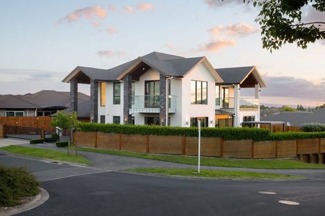 Photo of property in 8 Longbow Terrace, Flagstaff, Hamilton, 3210