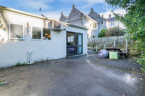 Photo of property in 132 Dundas Street, North Dunedin, Dunedin, 9016