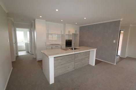 Photo of property in 15 Kennedy Lane, Hamilton East, Hamilton, 3216