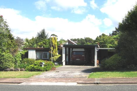 Photo of property in 9 Charmaine Road, Torbay, Auckland, 0630