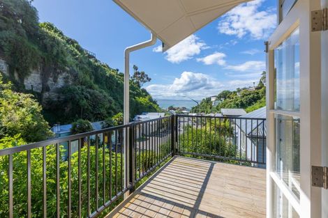 Photo of property in 157 Shakespeare Road, Bluff Hill, Napier, 4110