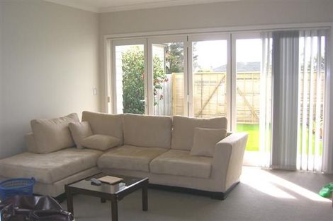 Photo of property in 1/78 Birkenhead Avenue, Birkenhead, Auckland, 0626
