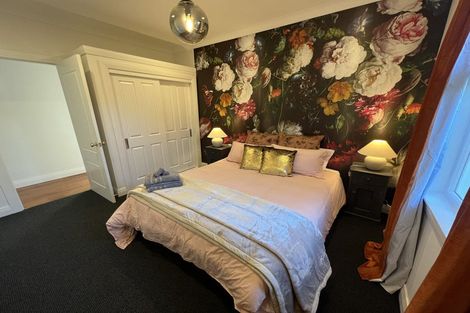 Photo of property in 1 George Hawkins Way, Martinborough, 5711