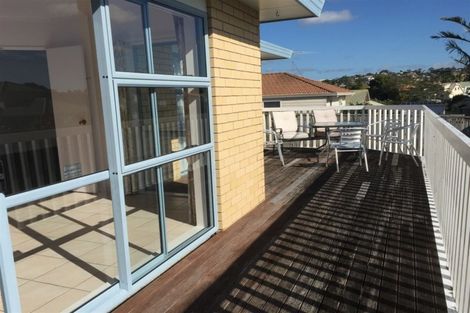Photo of property in 1b Picasso Drive, West Harbour, Auckland, 0618