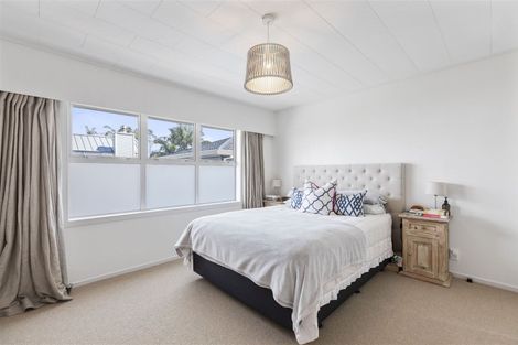 Photo of property in 68 Laurence Street, Manly, Whangaparaoa, 0930