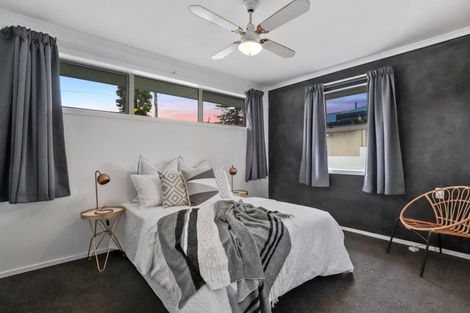 Photo of property in 15 Eton Drive, Hillcrest, Hamilton, 3216