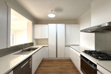 Photo of property in 17 Jasper Avenue, Mount Roskill, Auckland, 1041