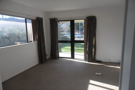 Photo of property in 7 Hurworth Grove, Waikanae, 5036