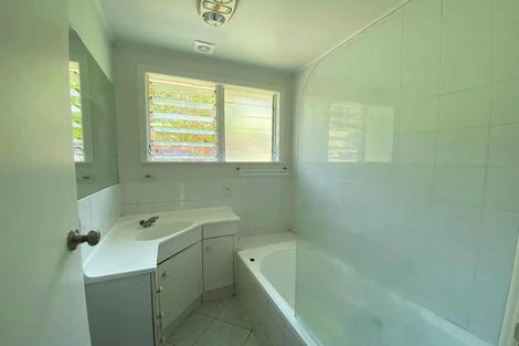 Photo of property in 34 Woodside Avenue, Northcote, Auckland, 0627