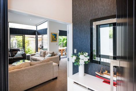 Photo of property in 33 Union Street, Hokowhitu, Palmerston North, 4410