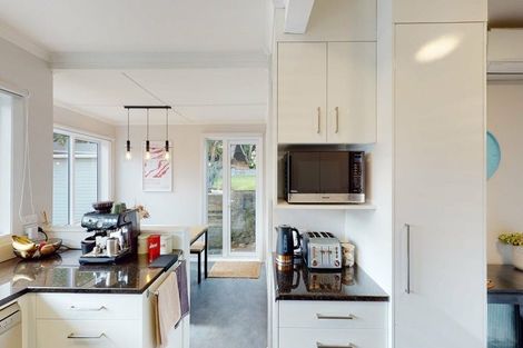 Photo of property in 19 Fernhill Terrace, Wadestown, Wellington, 6012