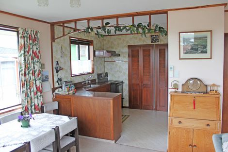 Photo of property in 6a Stuart Street, Holmes Hill, Oamaru, 9401