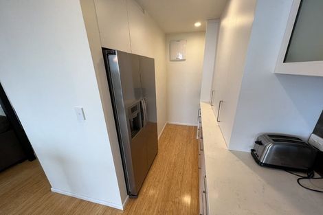 Photo of property in 214 Dyers Pass Road, Cashmere, Christchurch, 8022