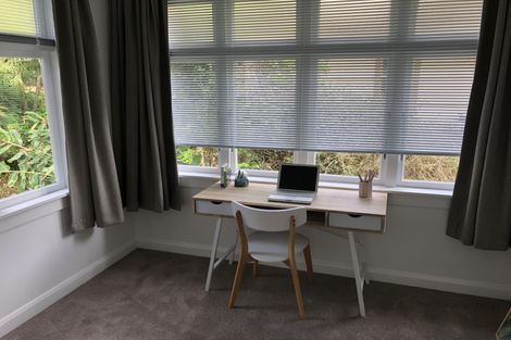 Photo of property in 12 Karina Terrace, Roslyn, Palmerston North, 4414