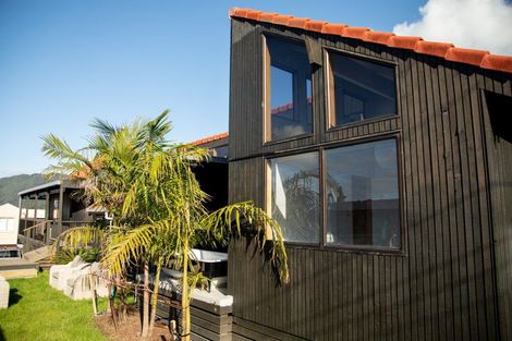 Photo of property in 8 Grey Avenue, Tairua, 3508