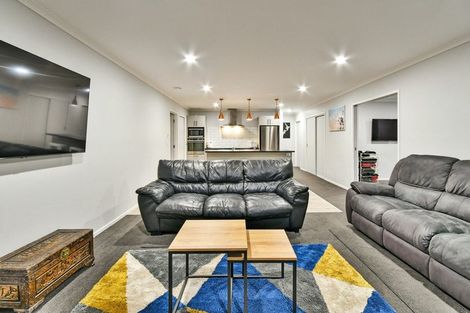 Photo of property in 13 Harry Richards Way, Pokeno, 2402