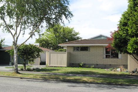 Photo of property in 58 Kent Lodge Avenue, Avonhead, Christchurch, 8042