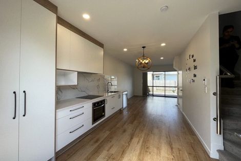 Photo of property in 17 Woodford Avenue, Woodend, 7610