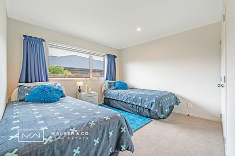 Photo of property in 8 Woodland Mews, Wainuiomata, Lower Hutt, 5014