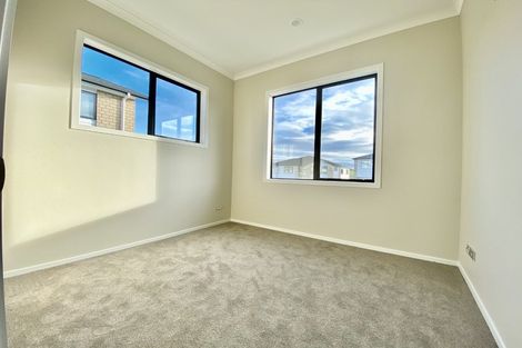 Photo of property in 12 Ballinabreen Road, Flat Bush, Auckland, 2019