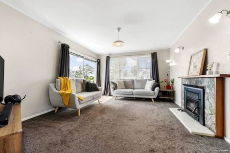 Photo of property in 87 Awaroa Road, Sunnyvale, Auckland, 0612
