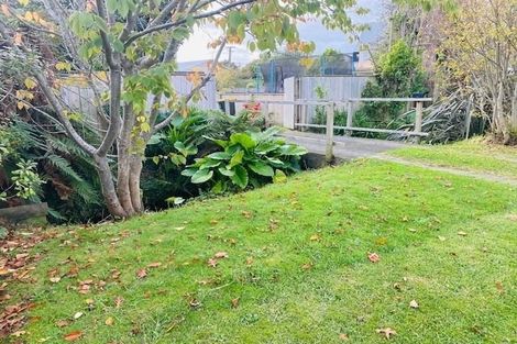 Photo of property in 4 Eatwell Avenue, Paraparaumu Beach, Paraparaumu, 5032