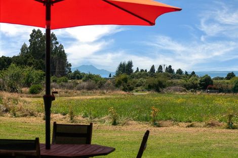 Photo of property in 62 Parerohi Grove, Kuratau, Turangi, 3381