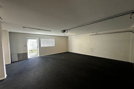 Photo of property in 28 Oakwood Grove, Eastern Beach, Auckland, 2012