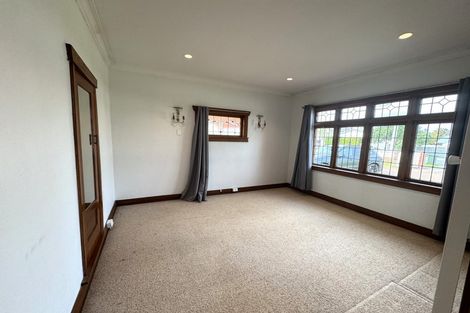 Photo of property in 17 Jasper Avenue, Mount Roskill, Auckland, 1041
