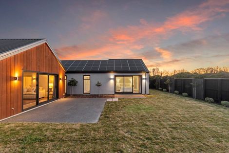 Photo of property in 16 Eleanor Lane, Casebrook, Christchurch, 8051