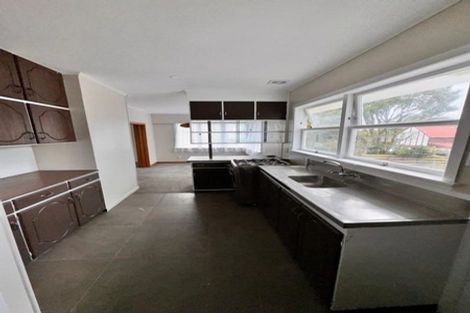 Photo of property in 170 Boundary Road, Blockhouse Bay, Auckland, 0600