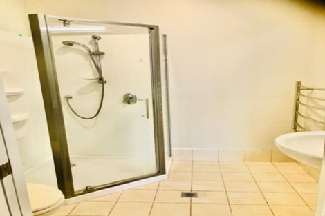 Photo of property in 5/44 Carlos Drive, Flat Bush, Auckland, 2016