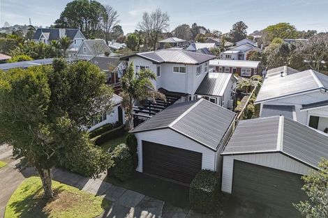 Photo of property in 11 George Street, Lower Vogeltown, New Plymouth, 4310