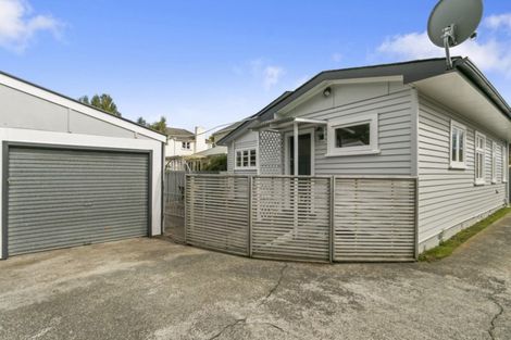 Photo of property in 142 Waiwhetu Road, Waterloo, Lower Hutt, 5011