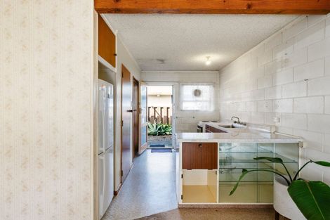 Photo of property in 2/875 Heaphy Terrace, Claudelands, Hamilton, 3214