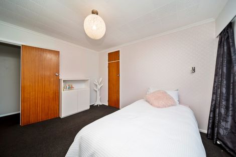 Photo of property in 12 Saxton Road, Upper Vogeltown, New Plymouth, 4310