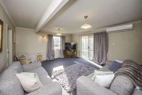 Photo of property in 40 Pencarrow Street, Highbury, Palmerston North, 4412