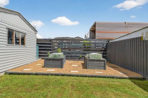 Photo of property in 5 Cemetery Road, Sanson, 4817