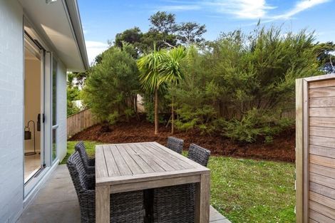 Photo of property in 61 Mackay Drive, Greenhithe, Auckland, 0632