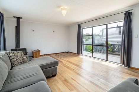 Photo of property in 100 Kuripuni Street, Kuripuni, Masterton, 5810