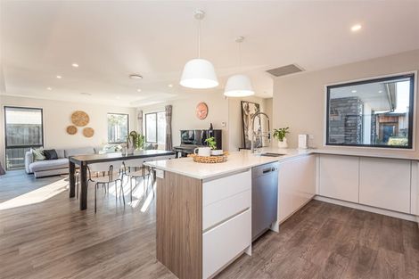 Photo of property in 16 Sorrel Gate, Halswell, Christchurch, 8025