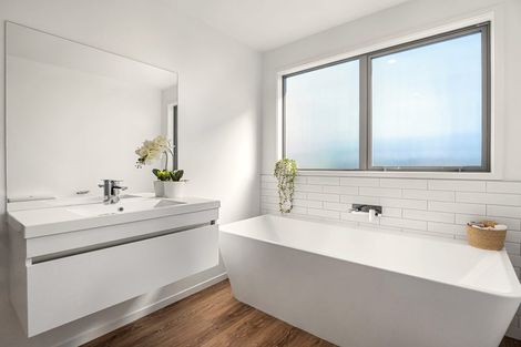 Photo of property in 79 Empire Crescent, Papamoa, 3118