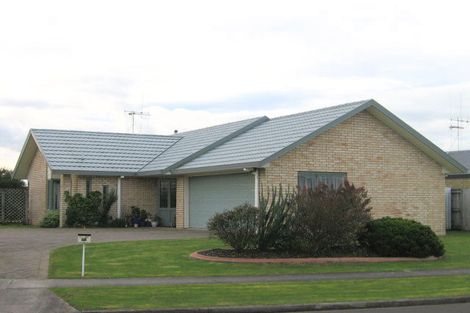 Photo of property in 60 Spinnaker Drive, Flagstaff, Hamilton, 3210