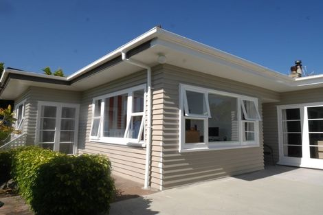 Photo of property in 8 Dale Road, Raumati South, Paraparaumu, 5032