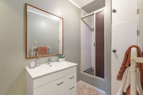 Photo of property in 167 Broderick Road, Johnsonville, Wellington, 6037