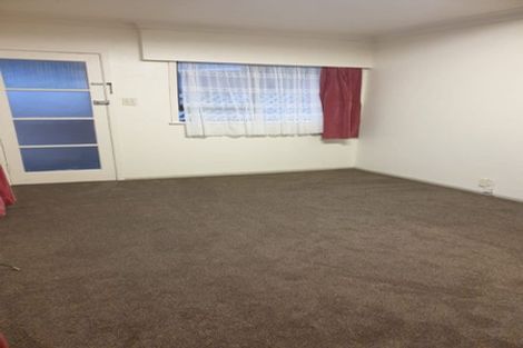 Photo of property in 3a Sutton Crescent, Papatoetoe, Auckland, 2025