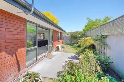 Photo of property in 516 Mairehau Road, Parklands, Christchurch, 8083