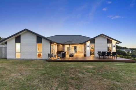 Photo of property in 8 Bernora Crescent, Bombay, 2675